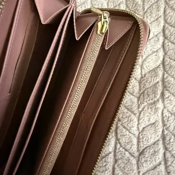 Louis Vuitton Vernis Zippy Wallet - tan Beige - Picture 3 of 8